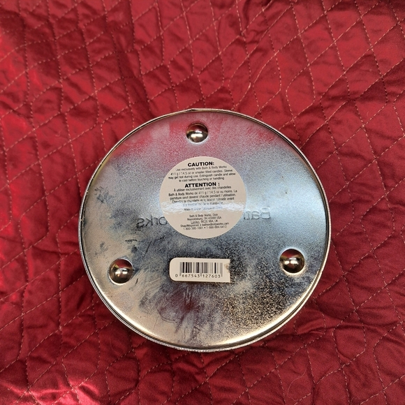 Bath Body Works Christmas 3 wick Candle Sleeve Merry Christmas Red Green Silver - Picture 5 of 5